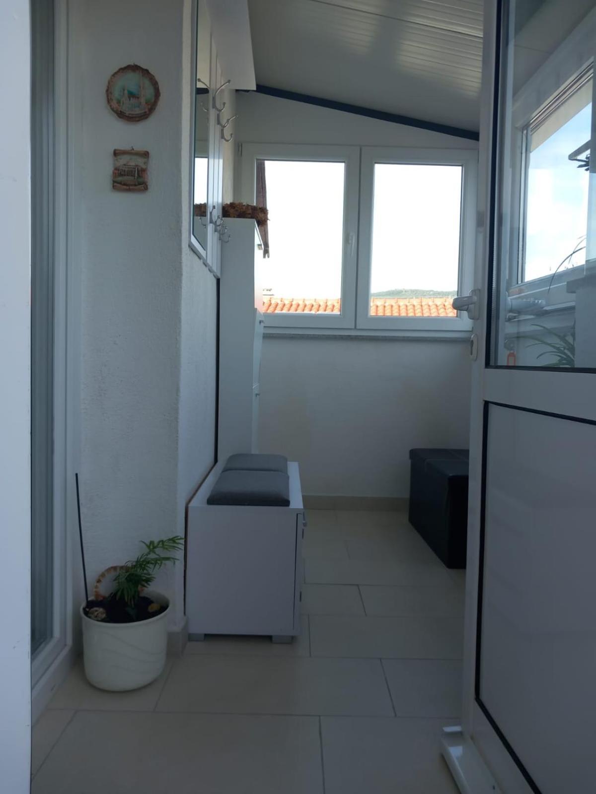 Braavos Apartments Sibenik - Free Parking - Marina 100M Rum bild